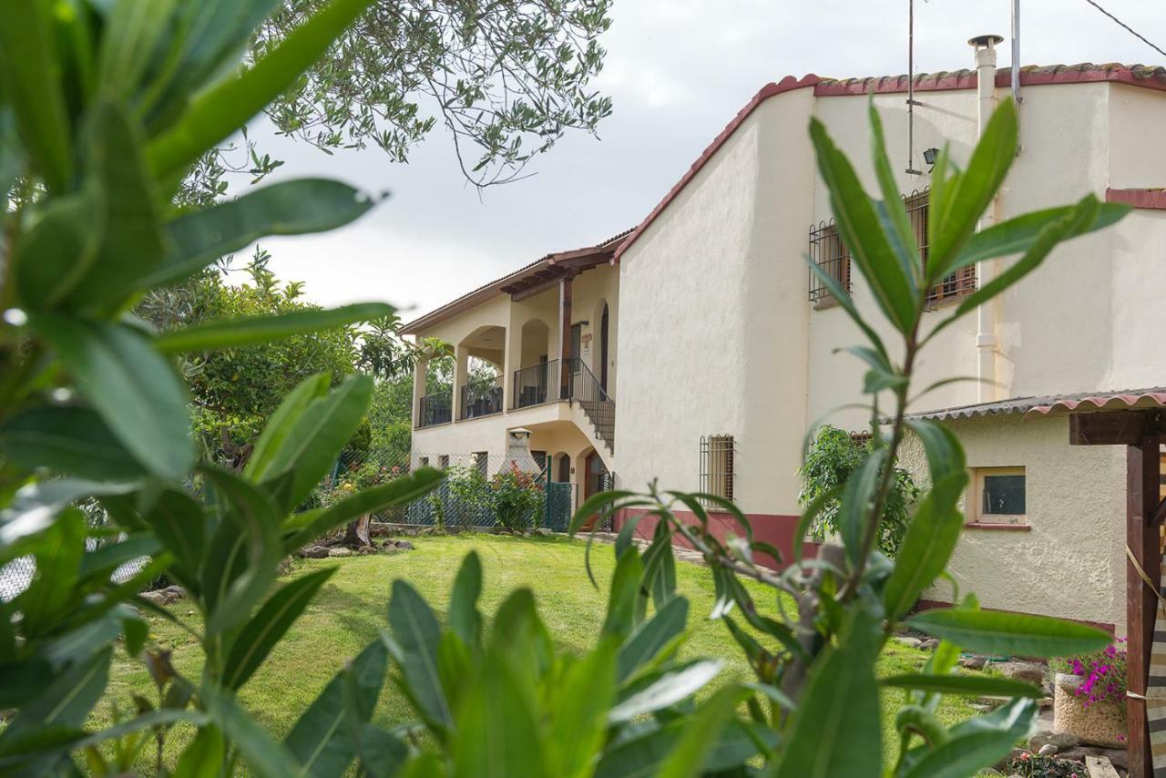 Can Gual Vendégház Lametlla Del Valles Kültér fotó